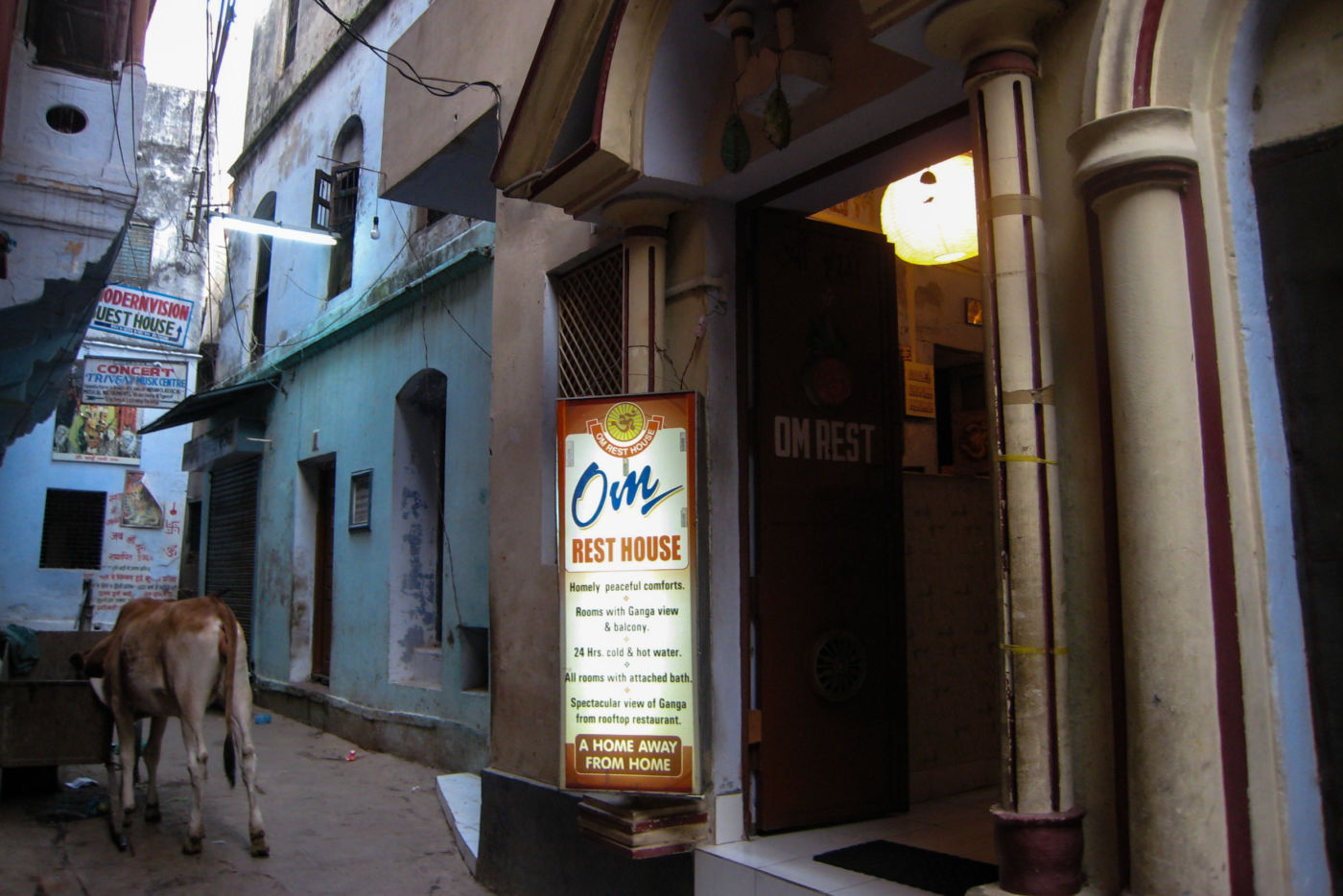 OM Rest House Varanasi