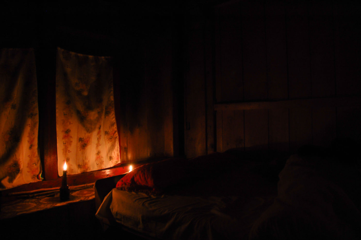 デウラリ ロウソク ロッジのベッド